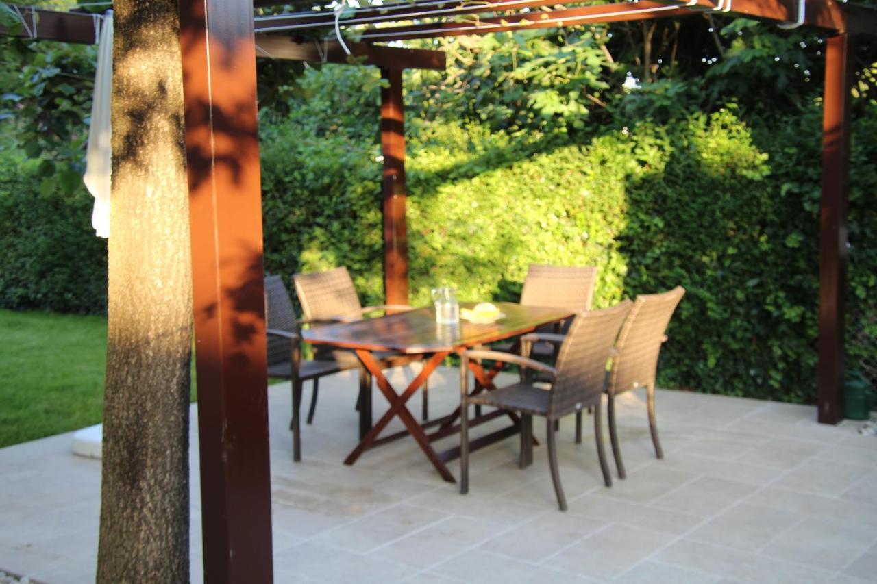 Apartments Eva Umag Exterior photo
